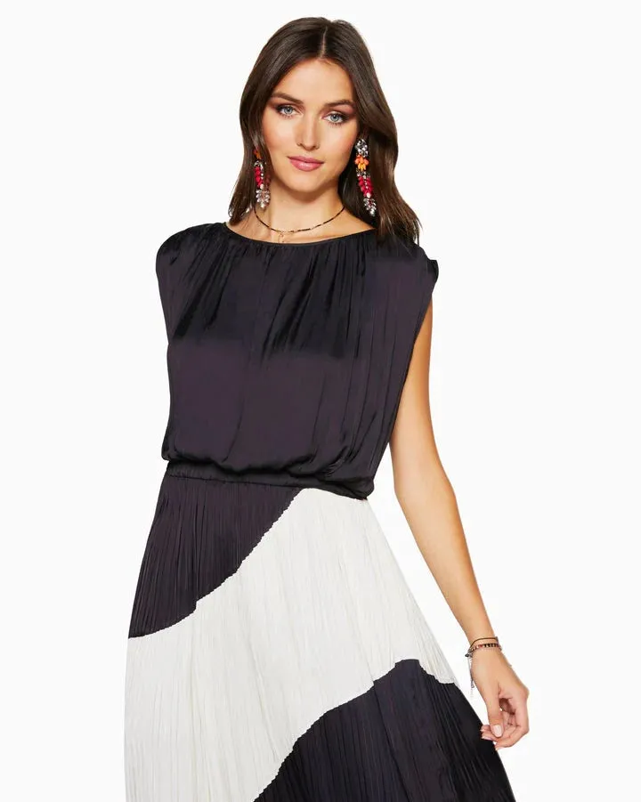 Adena Smocked Midi Dress - Black / Cream