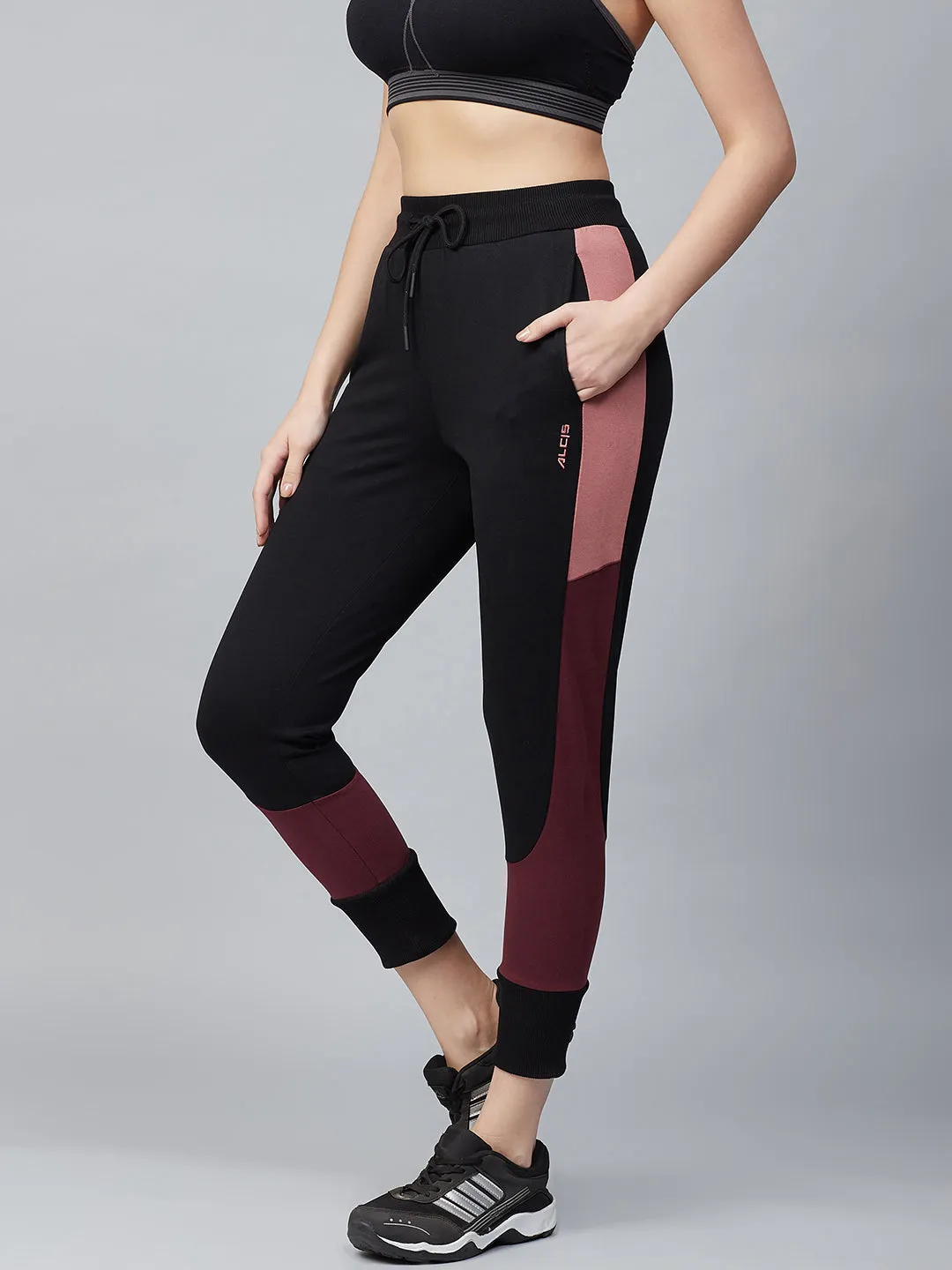 Alcis Women Black Slim Fit Colourblocked Cropped Joggers