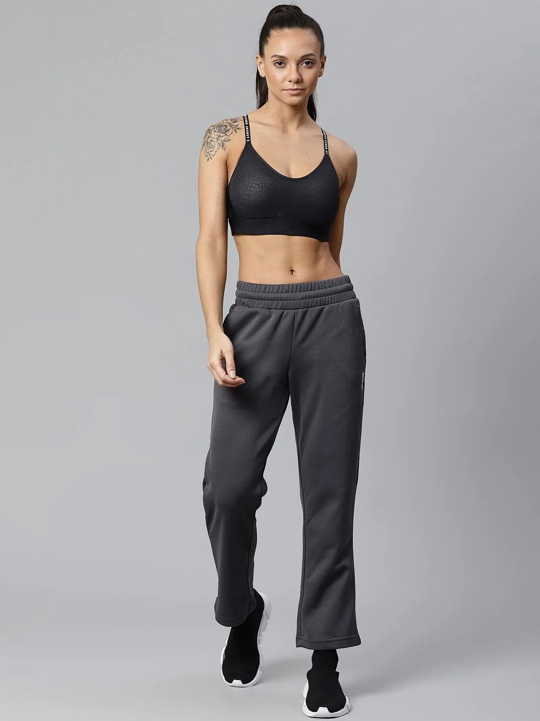 Alcis Women Charcoal Grey Solid Cropped Track Pants