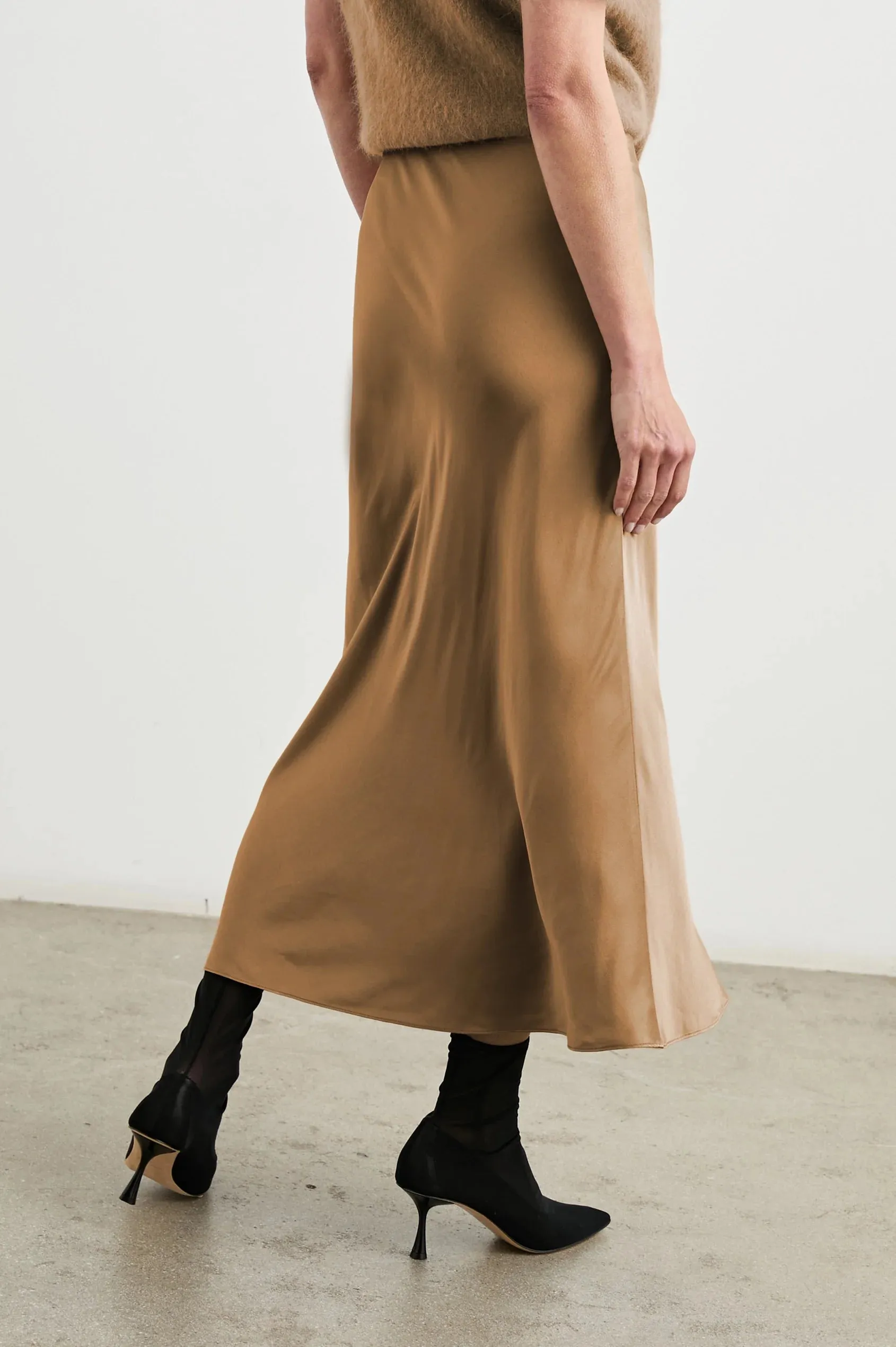 Anya Skirt Camel