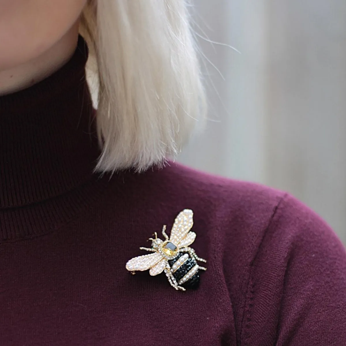 Bejewelled & Pearl Bee Brooch