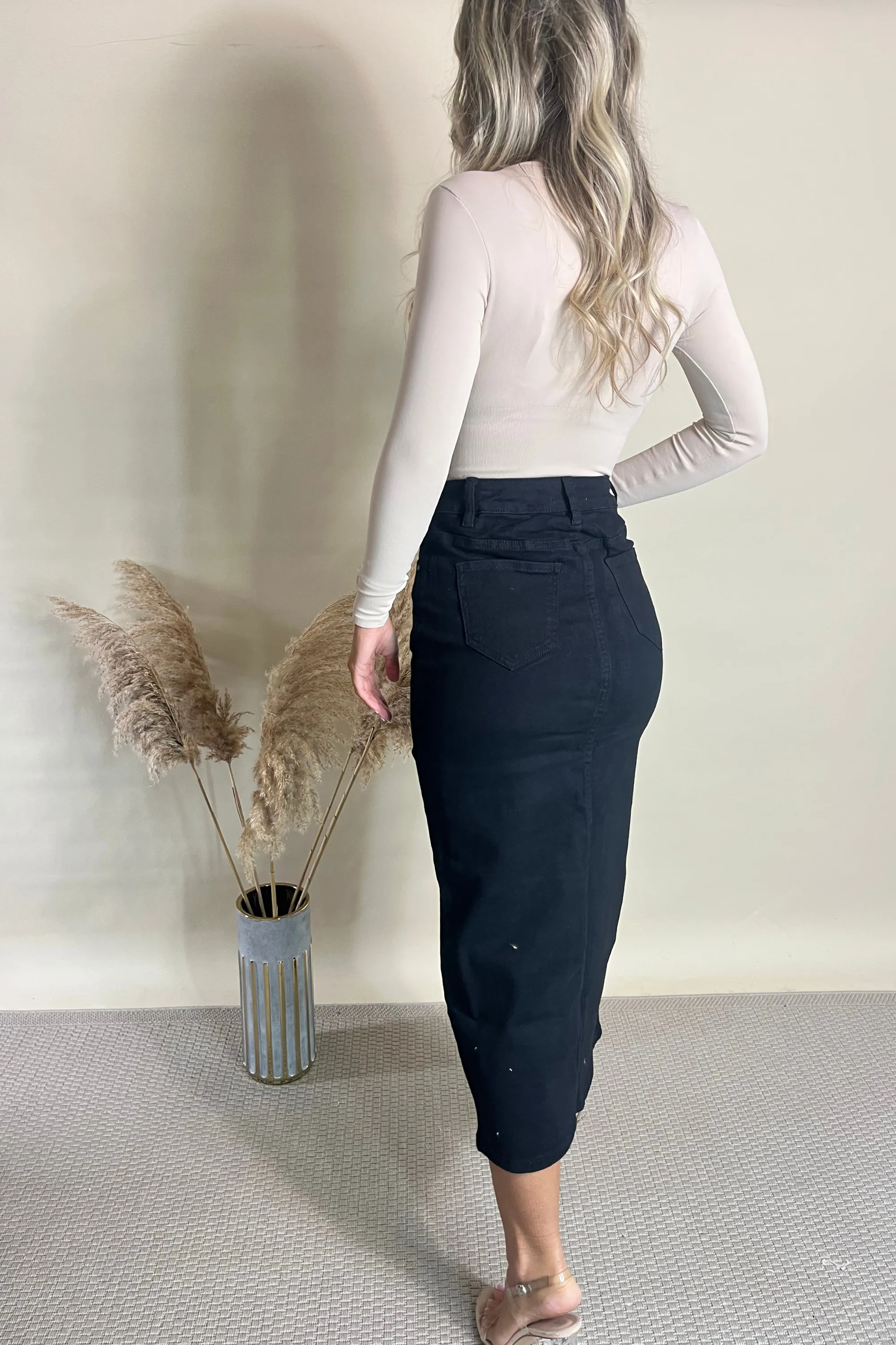 Black Front Slit Pocketed Denim Midi Skirt