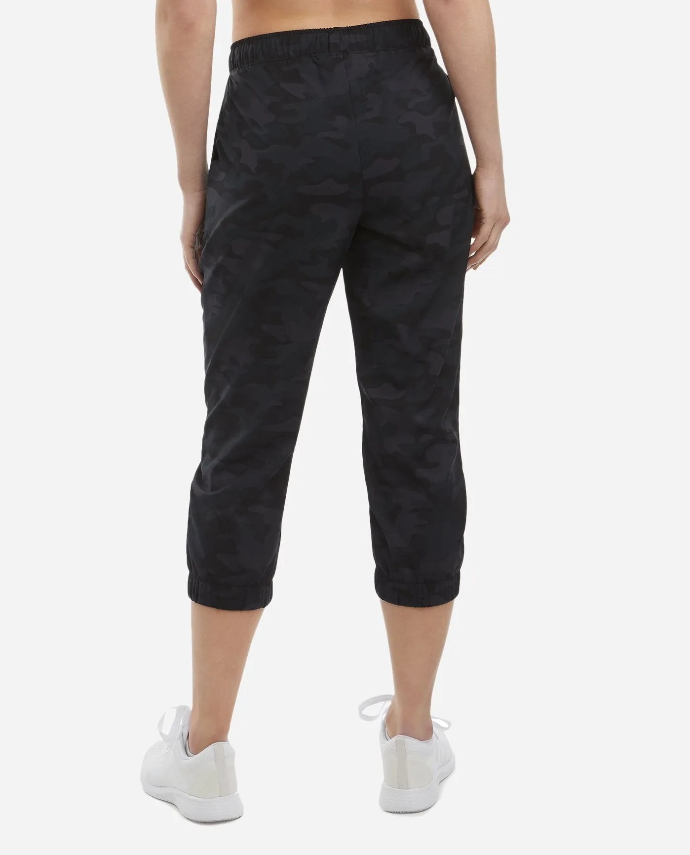 Cropped Woven Jogger