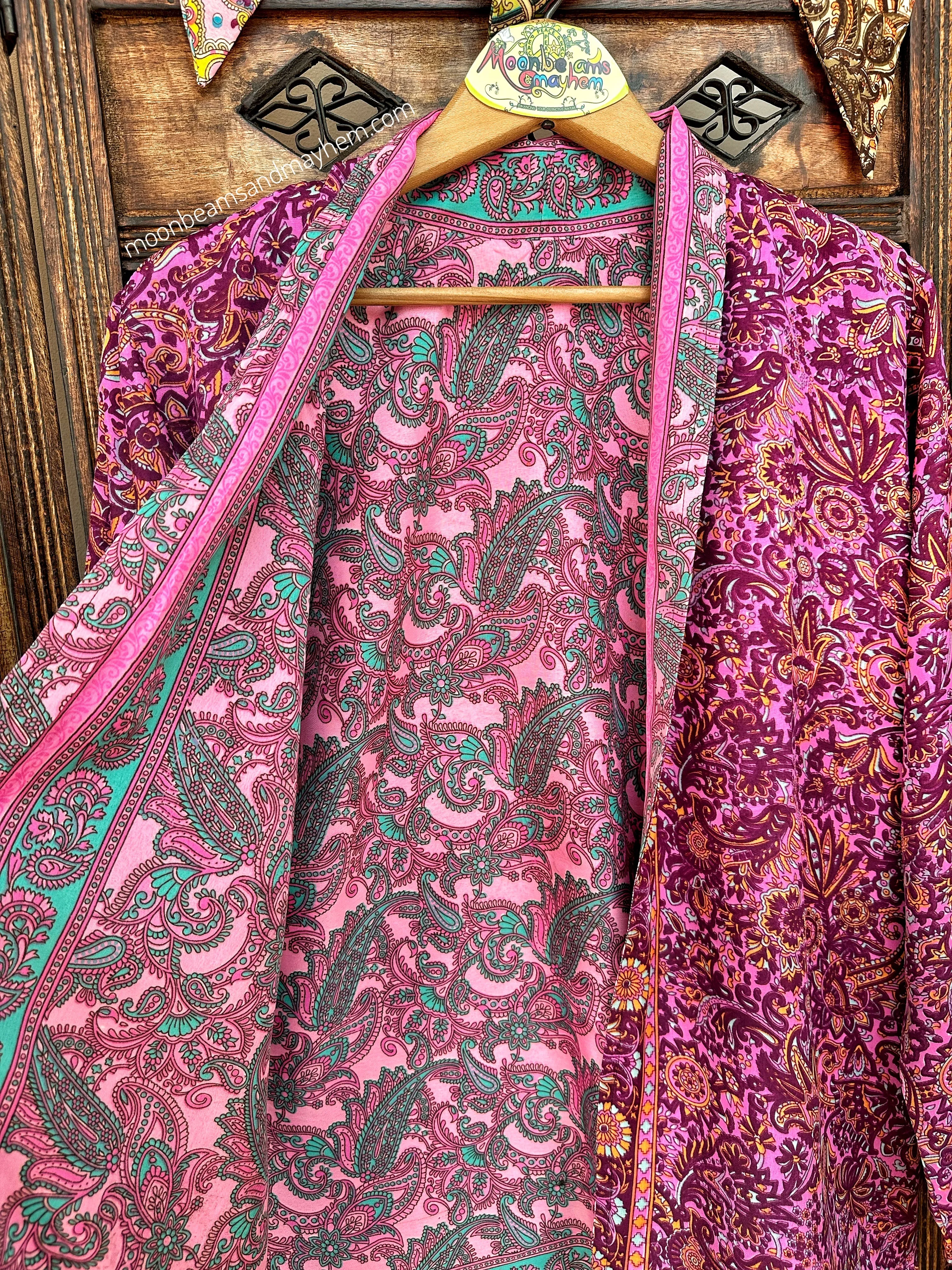 DELICIOUS PORTOBELLO ROAD SAREE KIMONO JACKET (OF677)