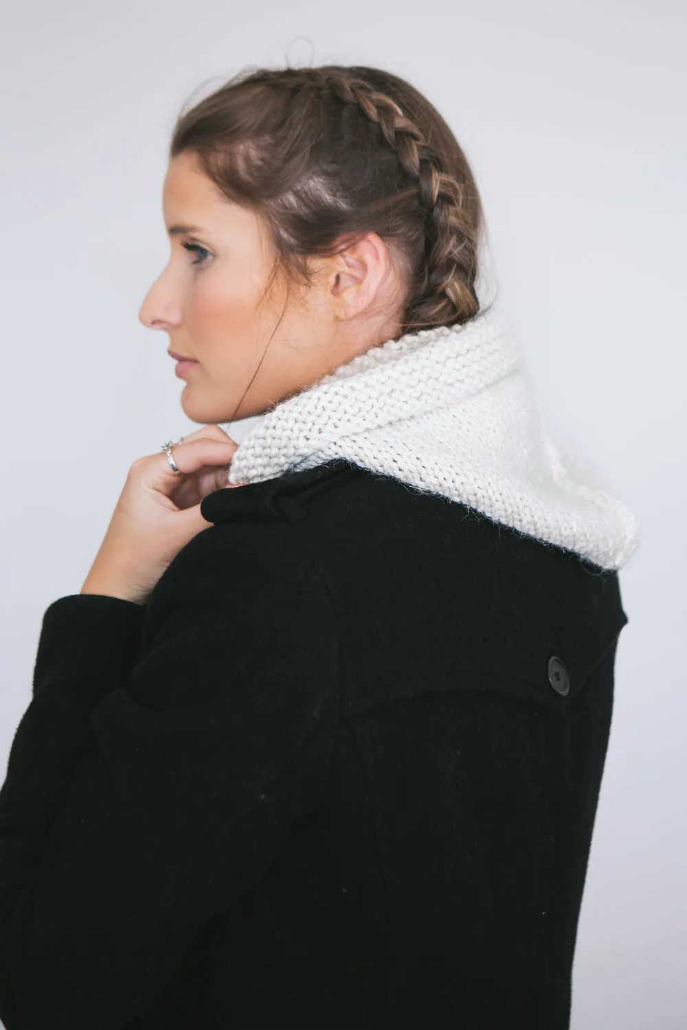 FREE Knitting Pattern Download - Alpaca Chunky Hood Snood 1009