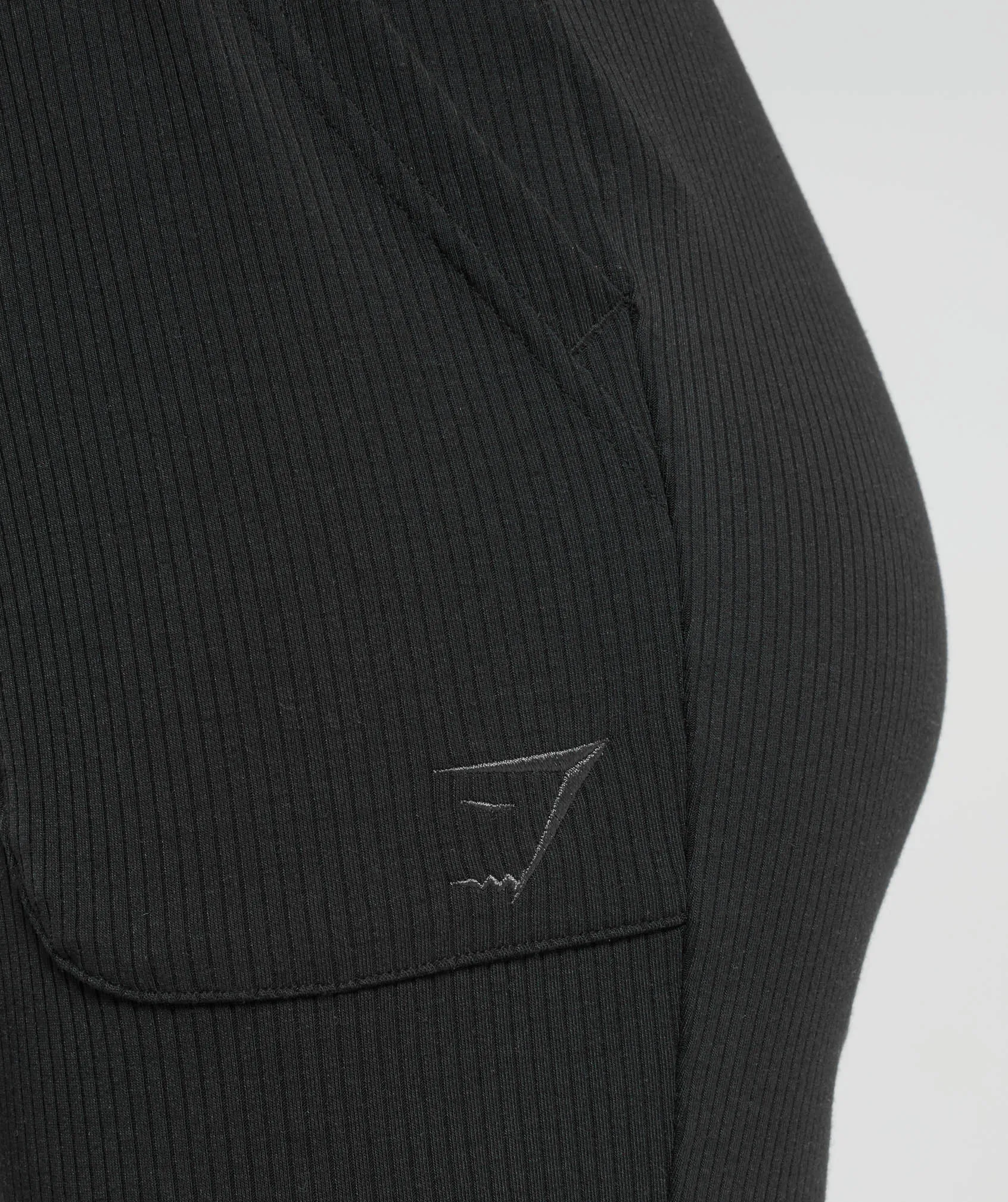 Gymshark Pause Flared Pants - Black