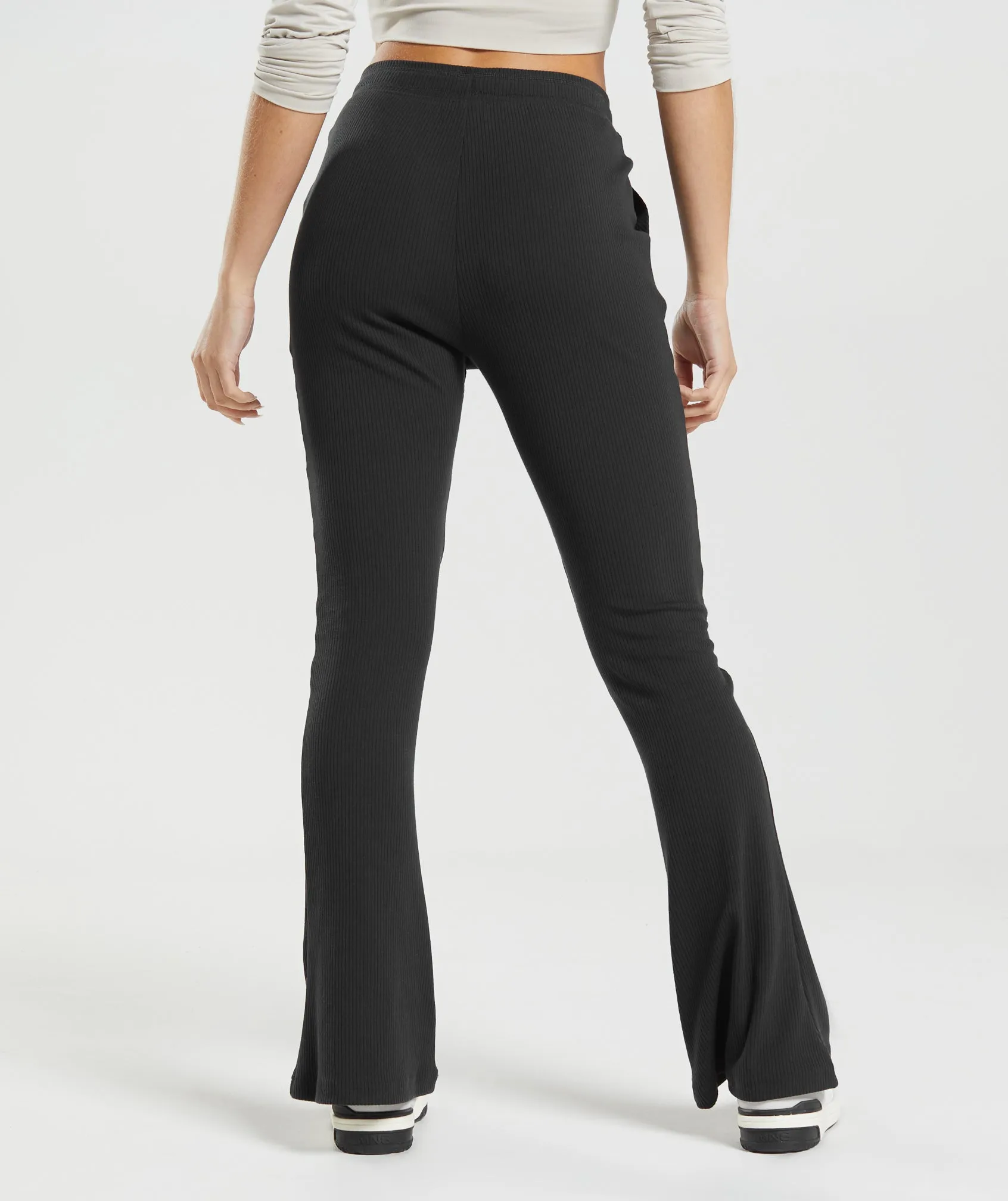 Gymshark Pause Flared Pants - Black