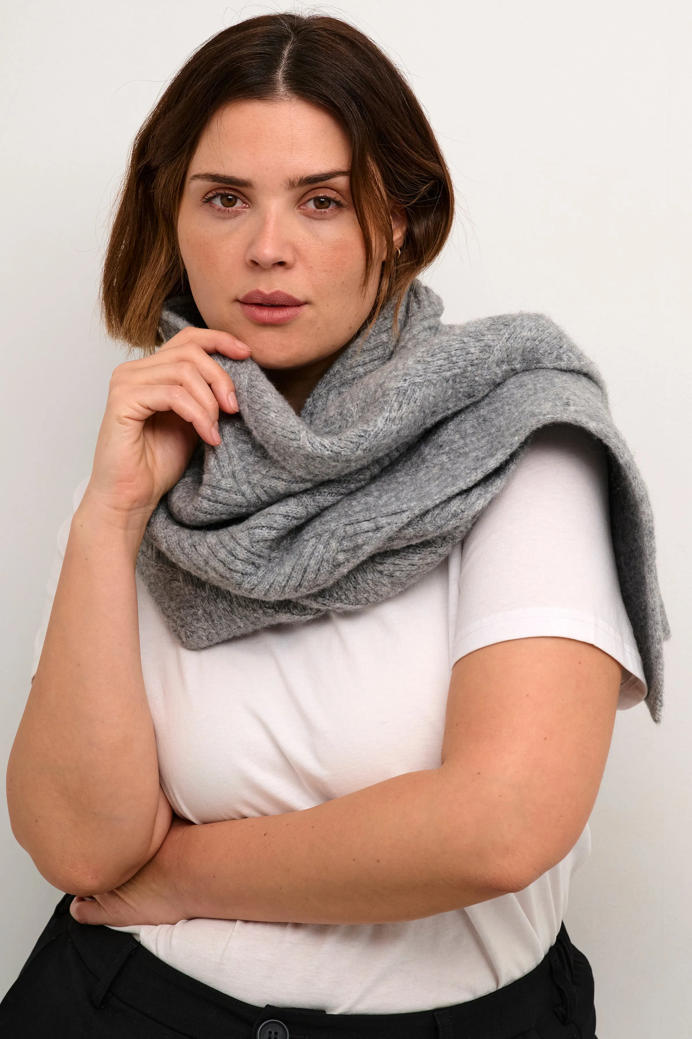 Kaffe Curve Gemma Scarf in Grey