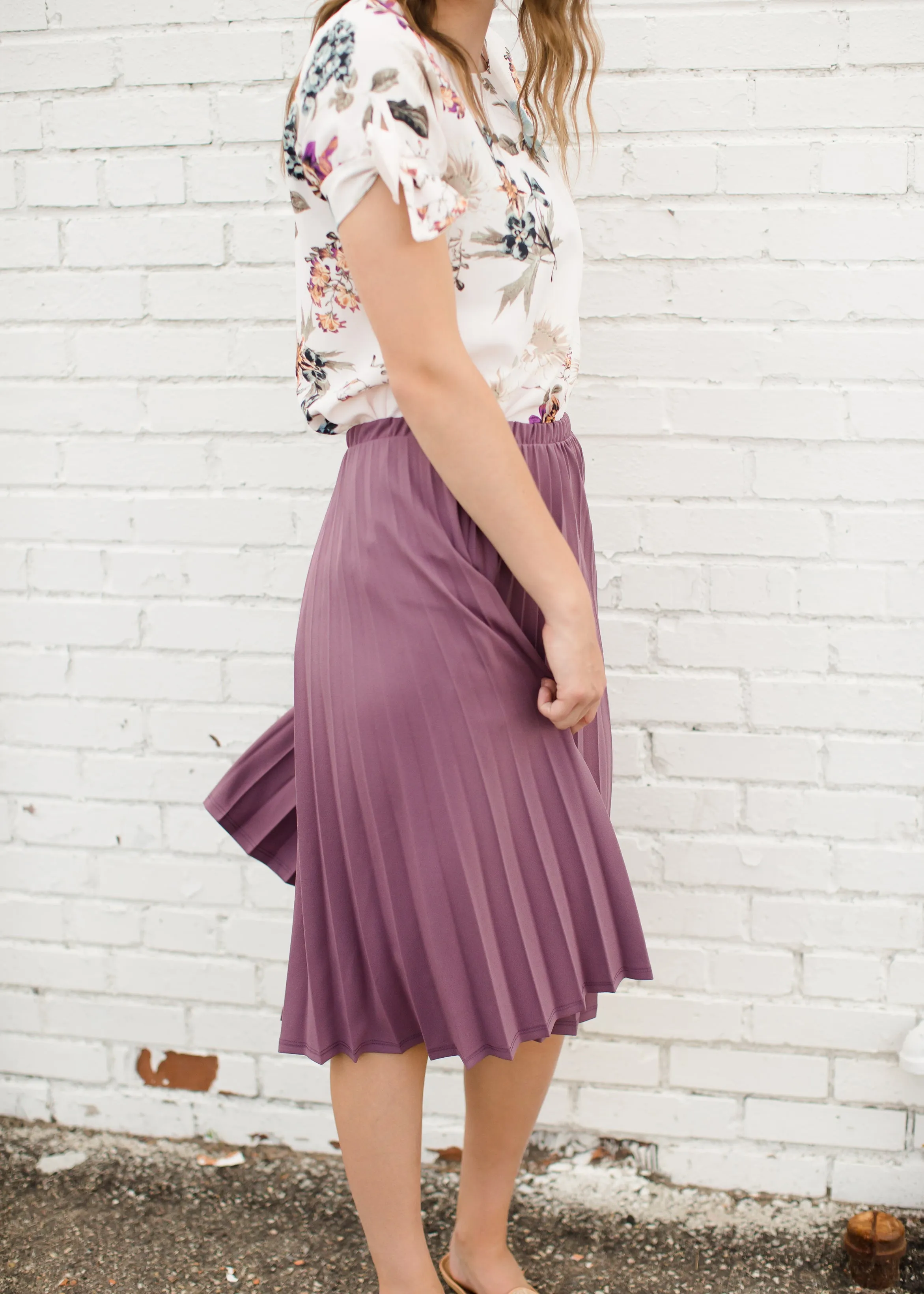 Mauve Pleated Midi Skirt