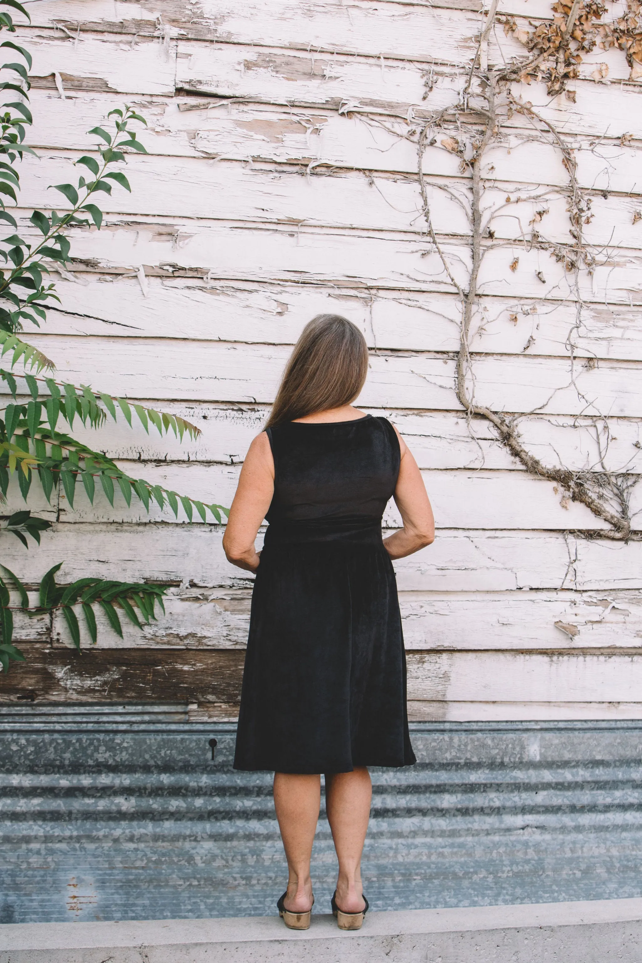 Mere Dress in Black Ribbed Velvet