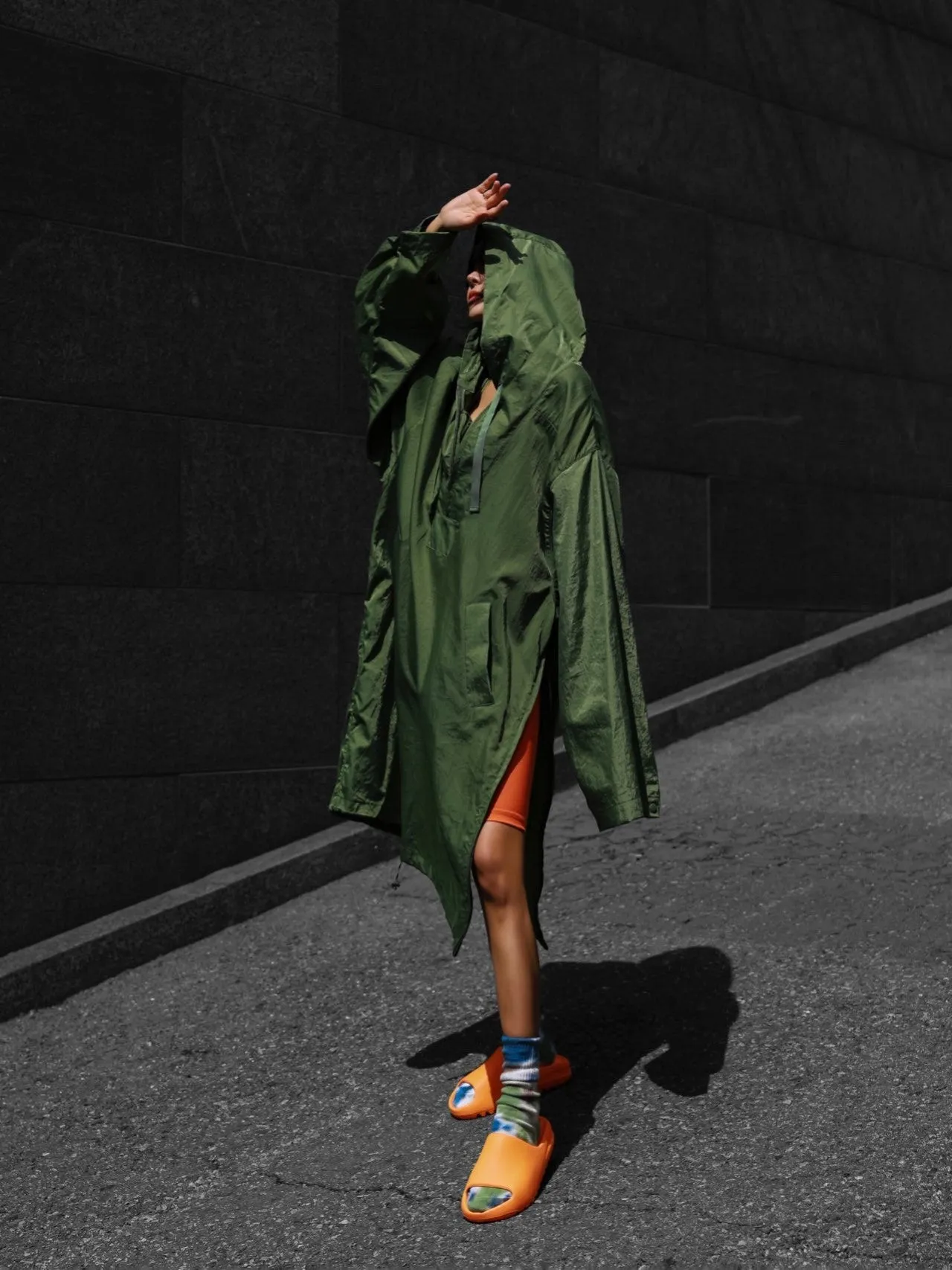 METALLIC ANORAK HOODIE DRESS