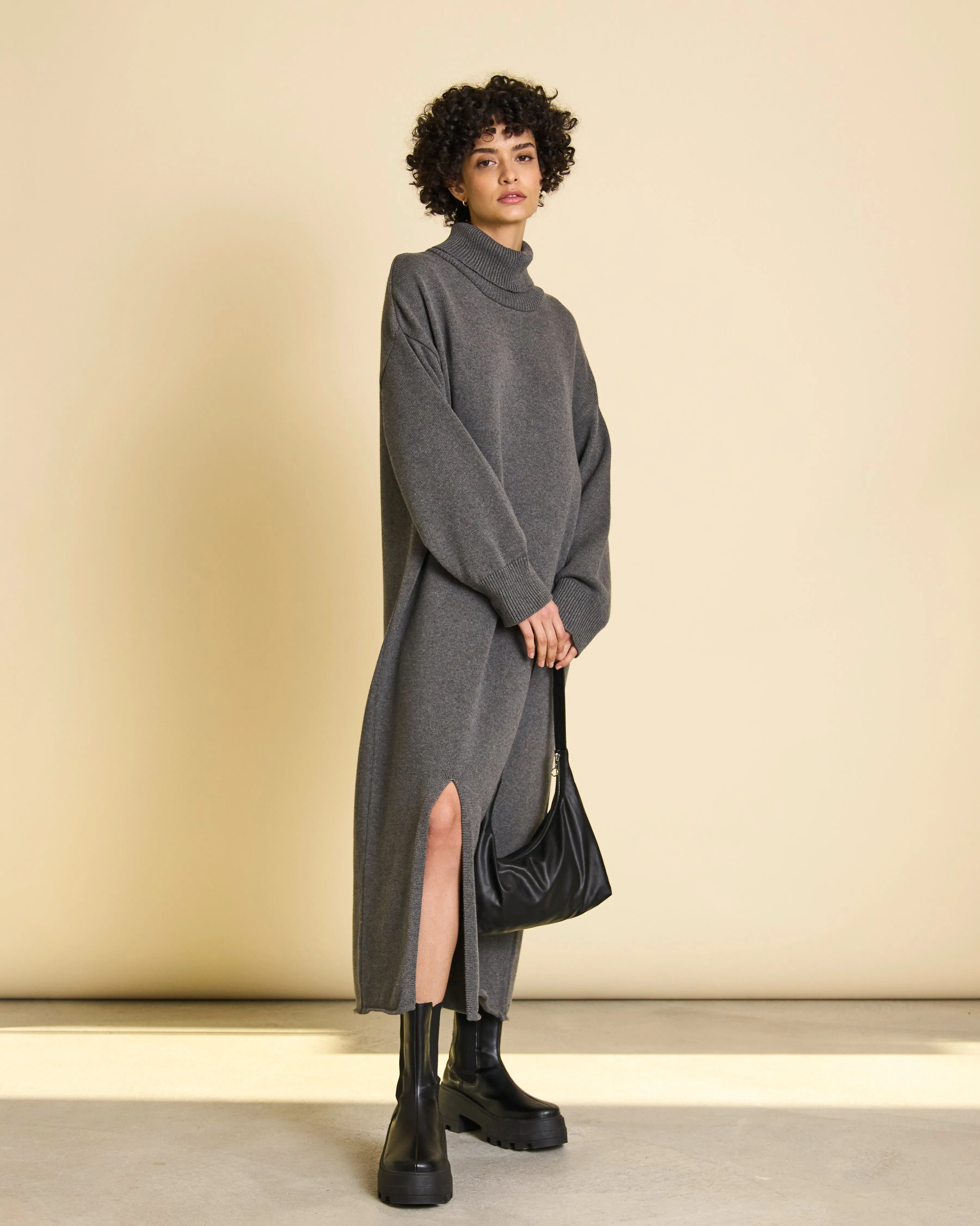 MIDI KNIT DRESS INARI DARK GREY GOTS