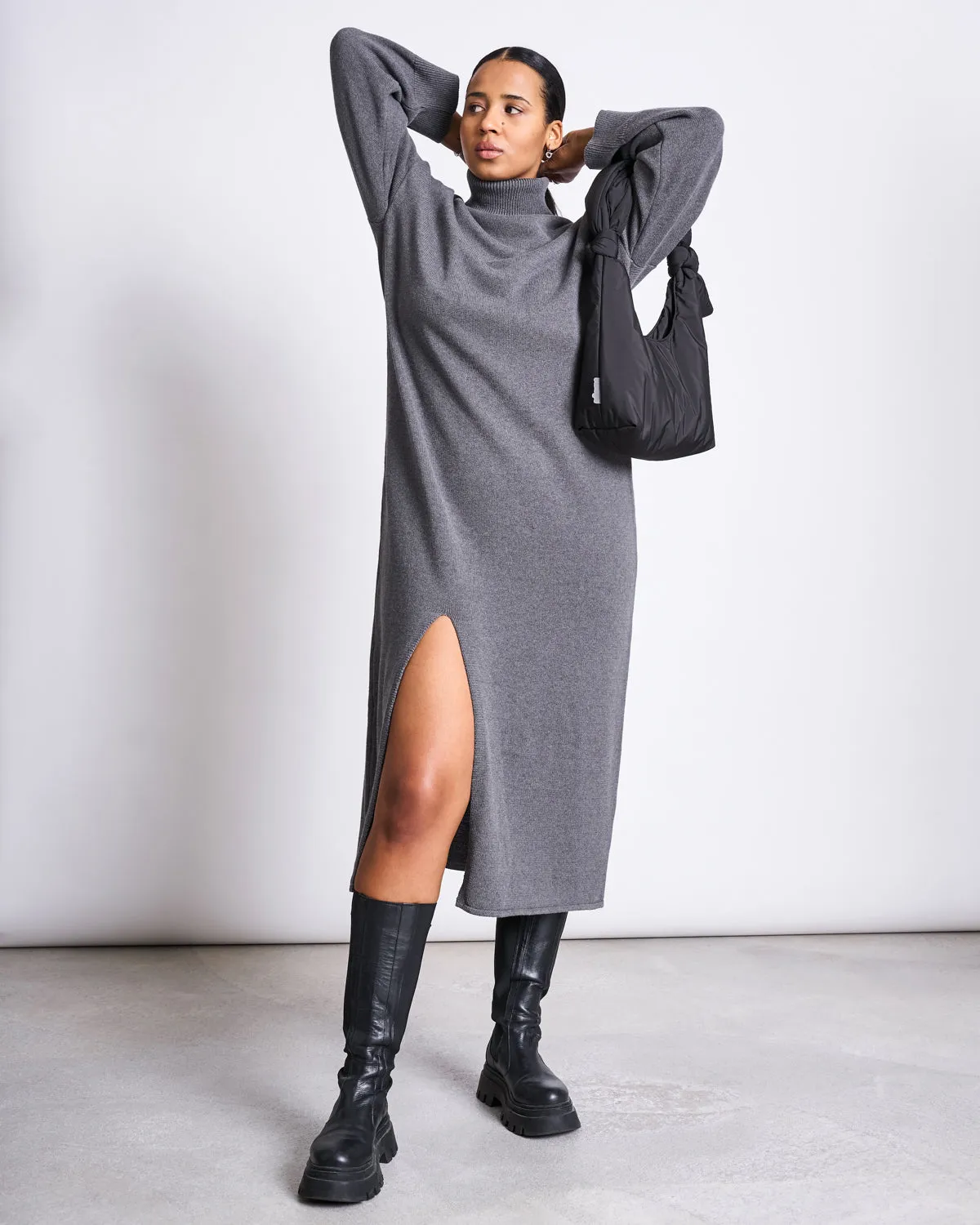 MIDI KNIT DRESS INARI DARK GREY GOTS