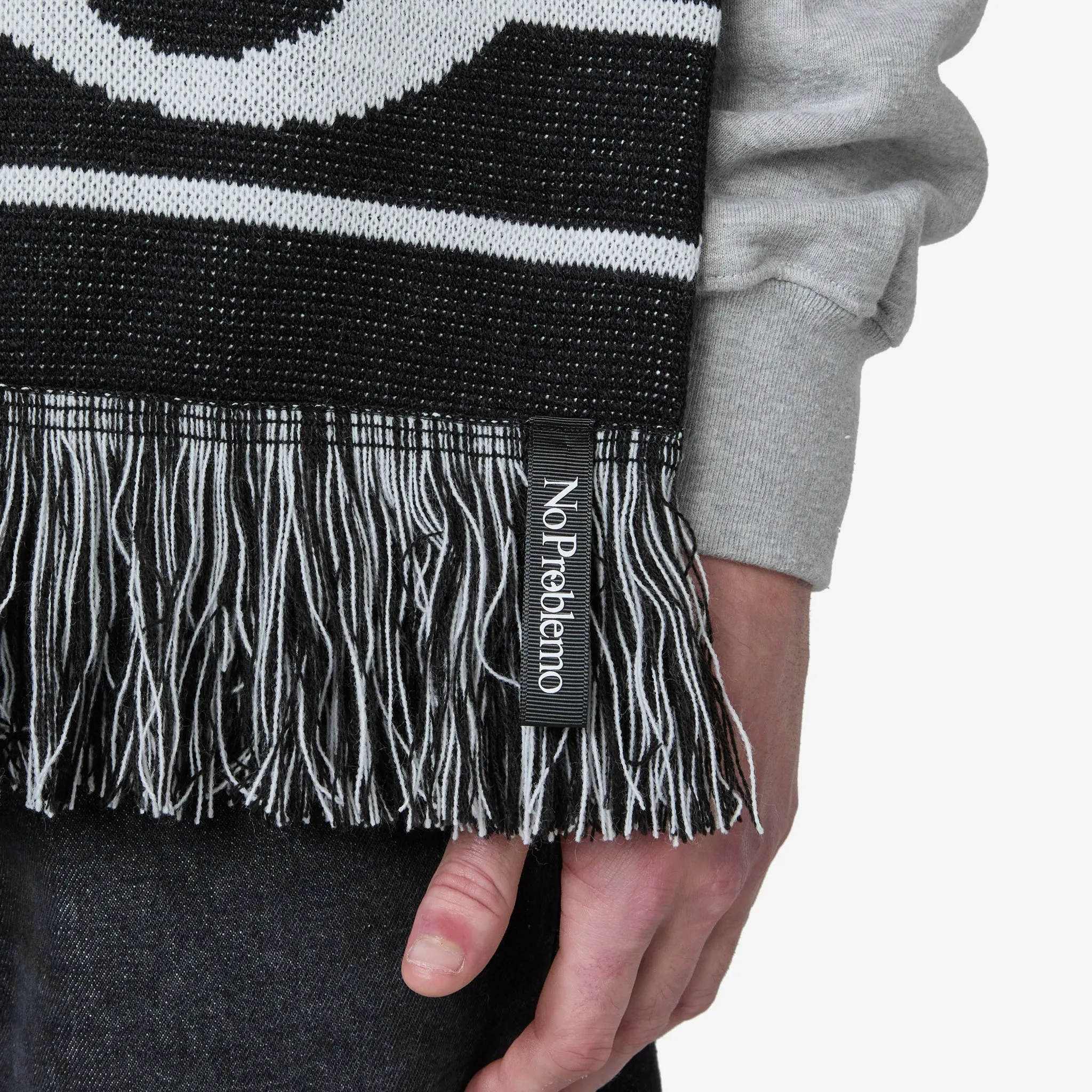 No Problemo Striped Scarf Black