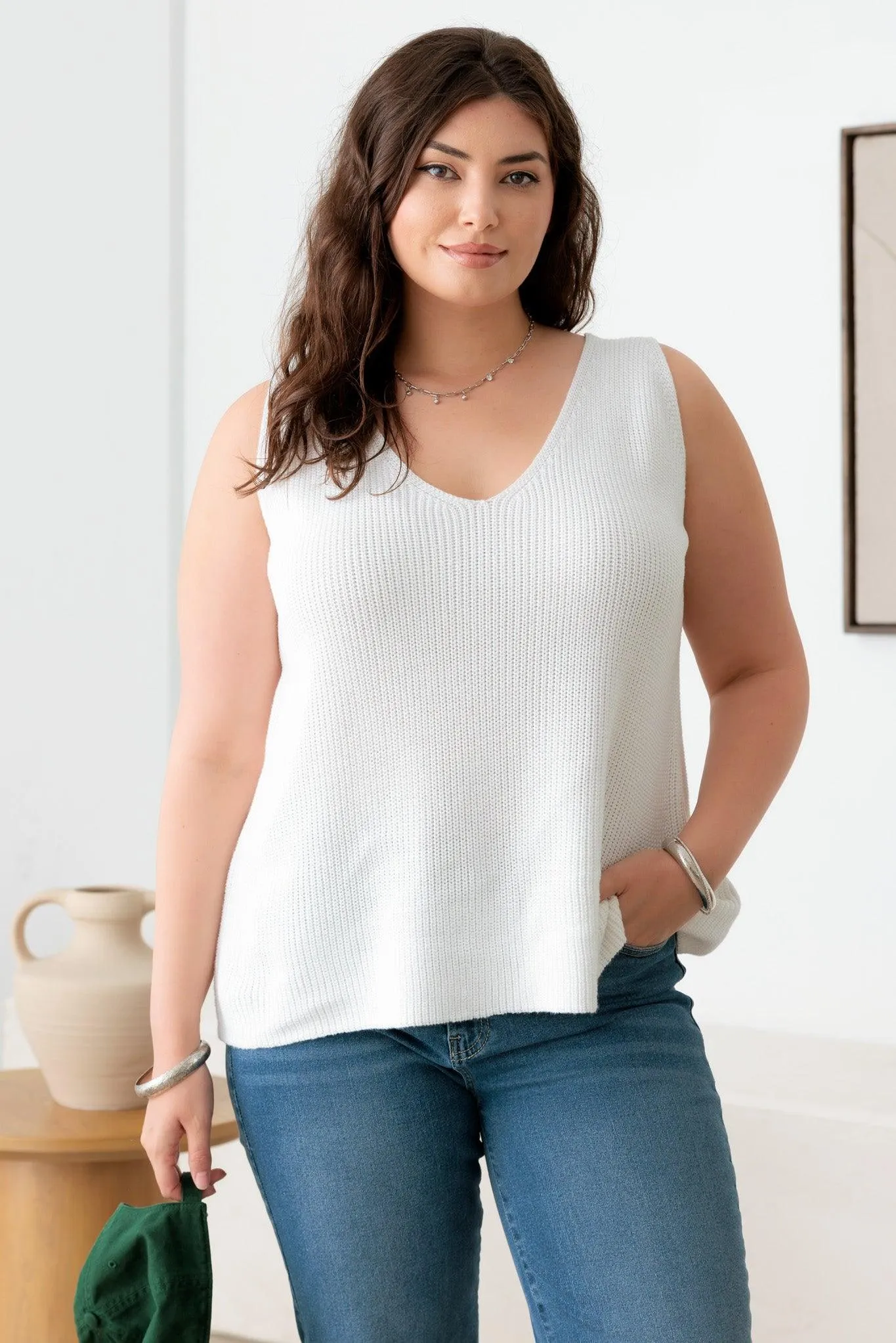 Plus Size Sleeveless V-Neck Sweater Top