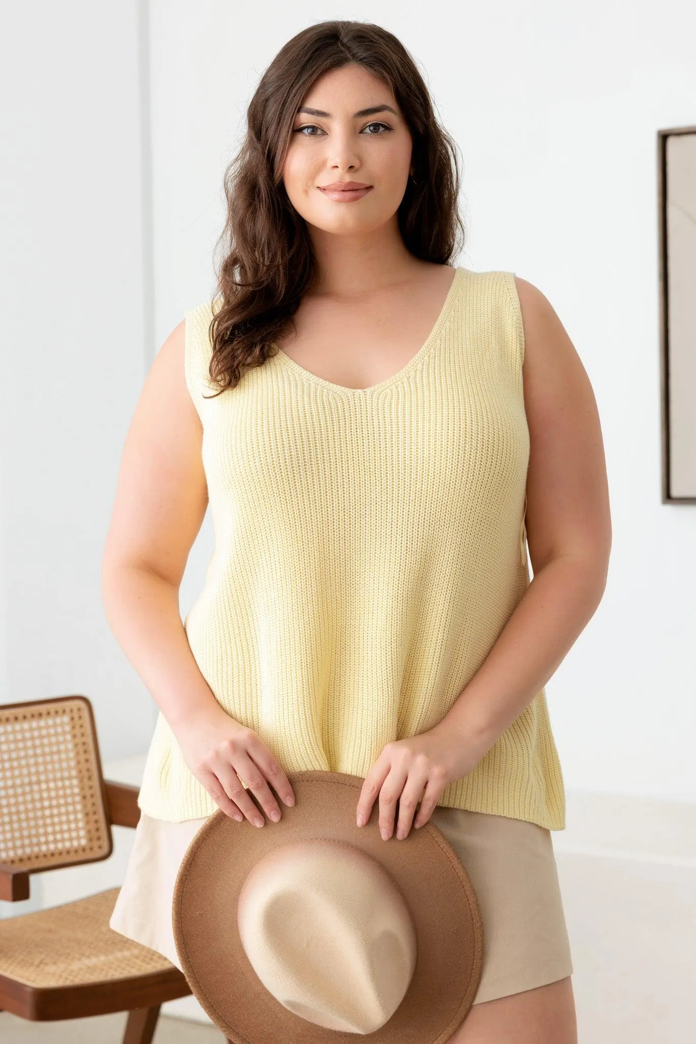 Plus Size Sleeveless V-Neck Sweater Top