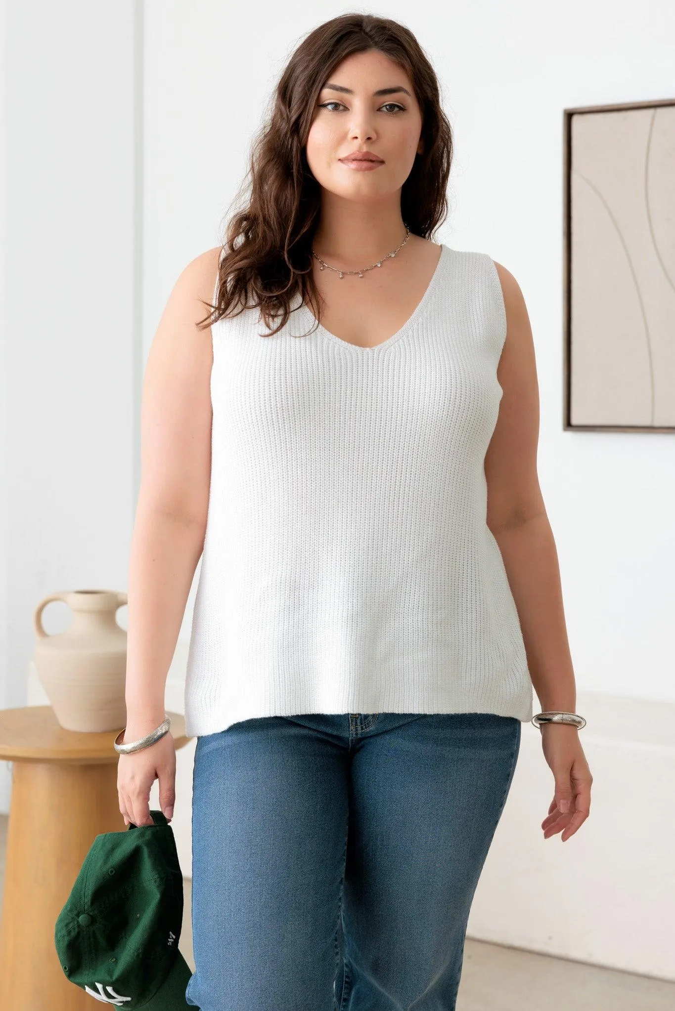 Plus Size Sleeveless V-Neck Sweater Top