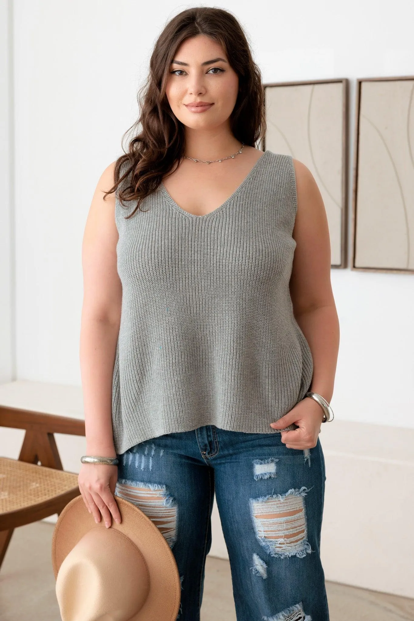 Plus Size Sleeveless V-Neck Sweater Top