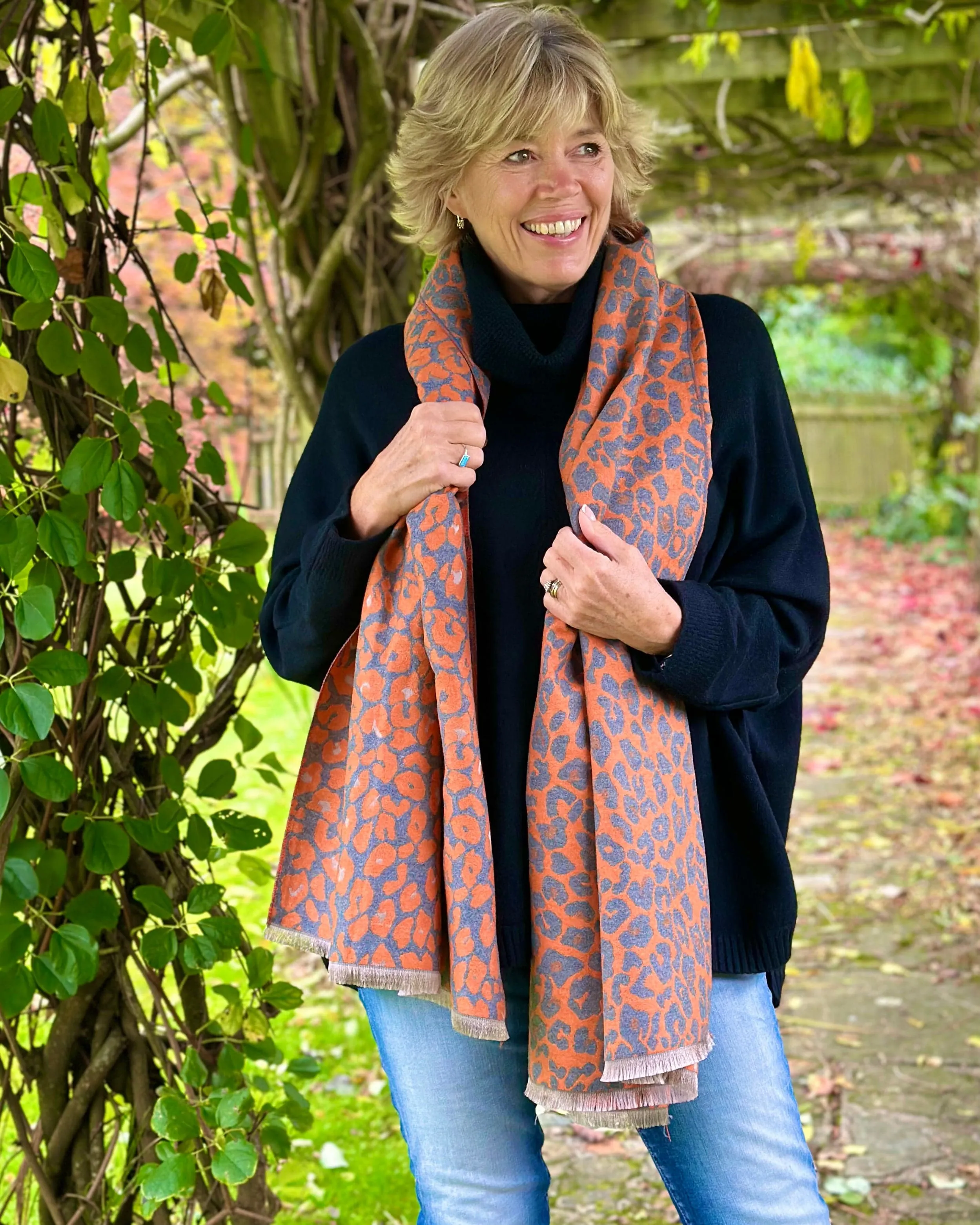 Reversible Leopard Print Scarf - Orange/Grey