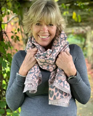 Reversible Leopard Print Scarf - Pink/Grey