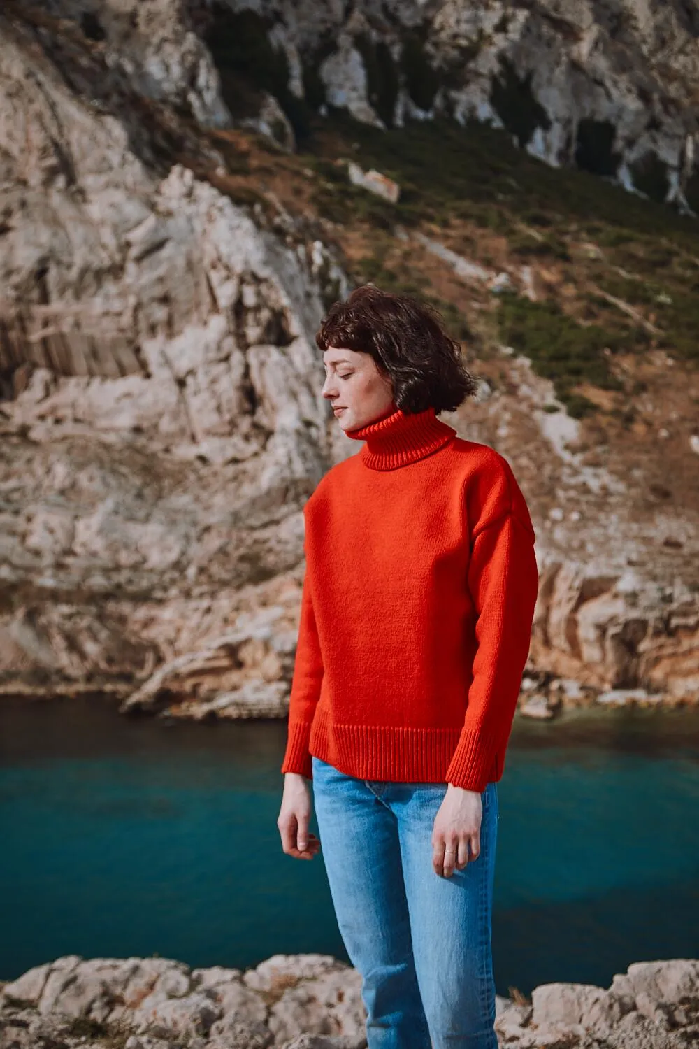 THERESE Turtleneck Sweater in Merino Wool - Red