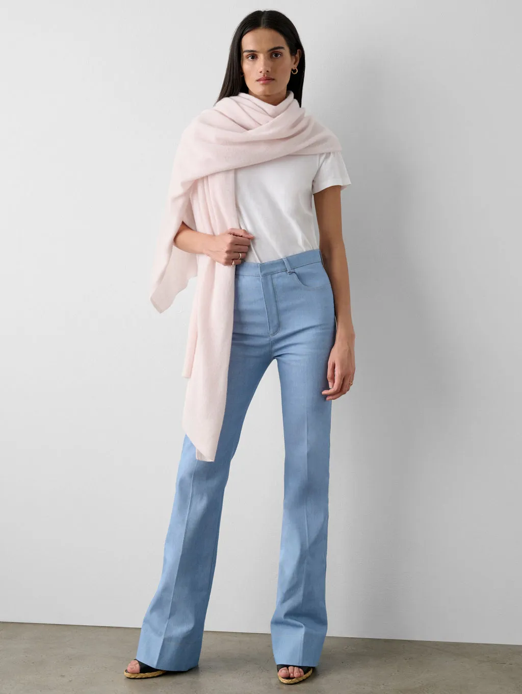 White   Warren - Cashmere Travel Wrap in Pink Sand