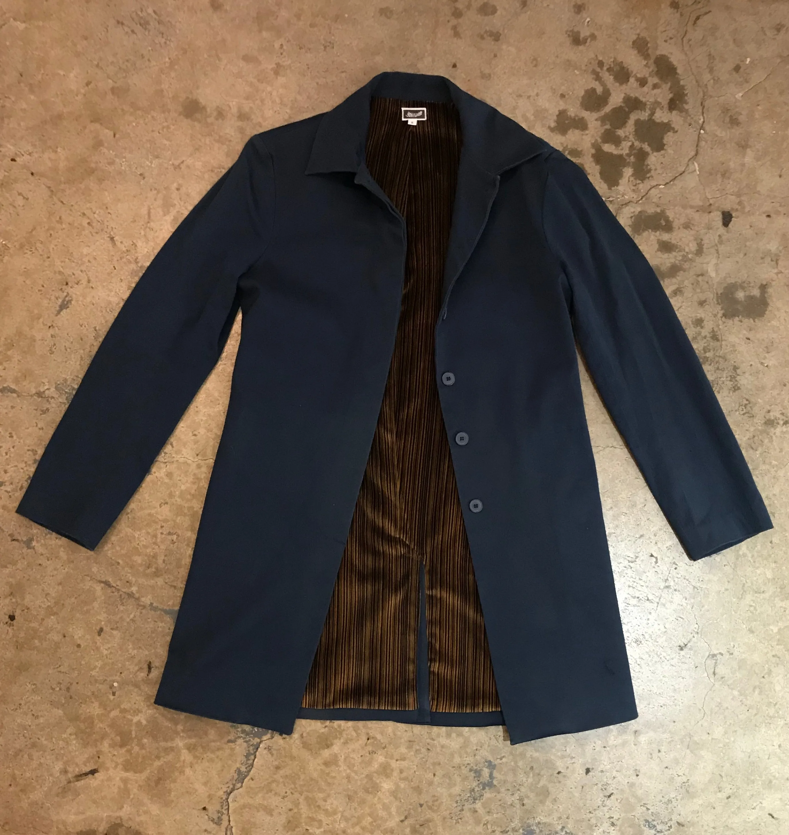 Yokishop - Woman's Peacock Trench Coat